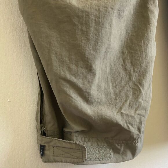 REI Hiking Cargo Convertible Pants Size 14P UPF 50 Active wear Gorpcore - Picture 6 of 11